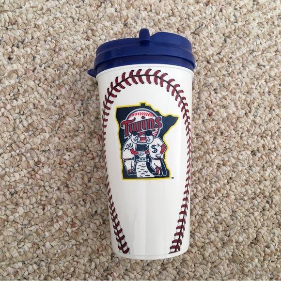 Minnesota Twins Baseball Cap & Mug Set - Picture 12 of 13